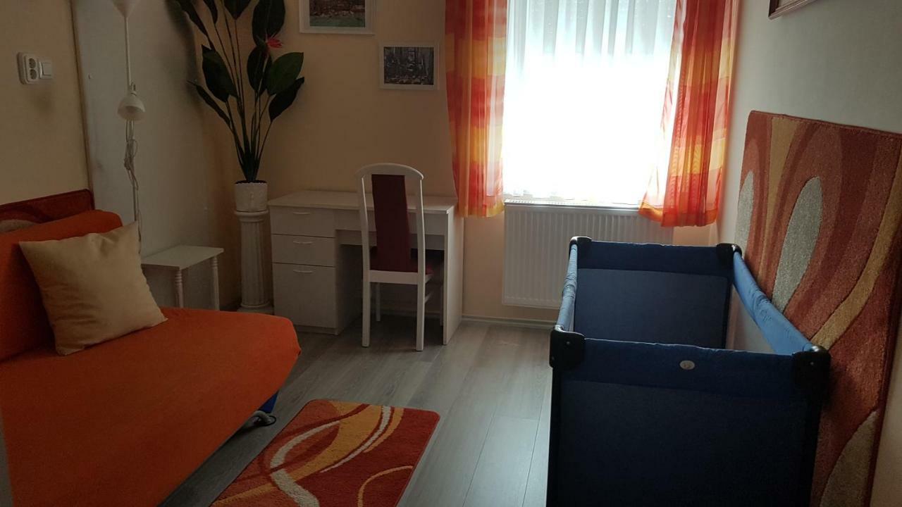 Tini Apartman Balatonfüred Exteriör bild