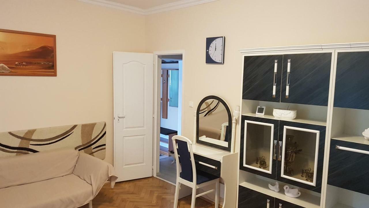 Tini Apartman Balatonfüred Exteriör bild